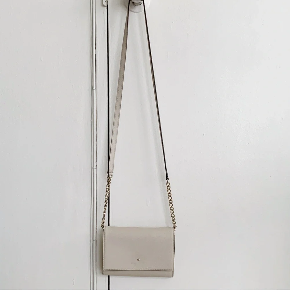 Kate Spade Cedar Street Cami Crossbody bag everyday small crisp linen neutral